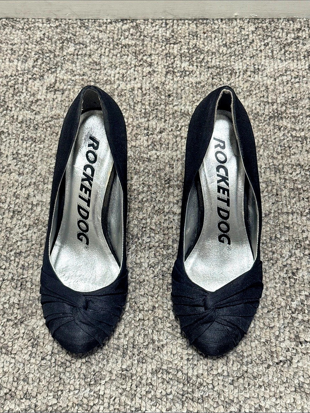 Rocket Dog Black Ruched Toe Heels